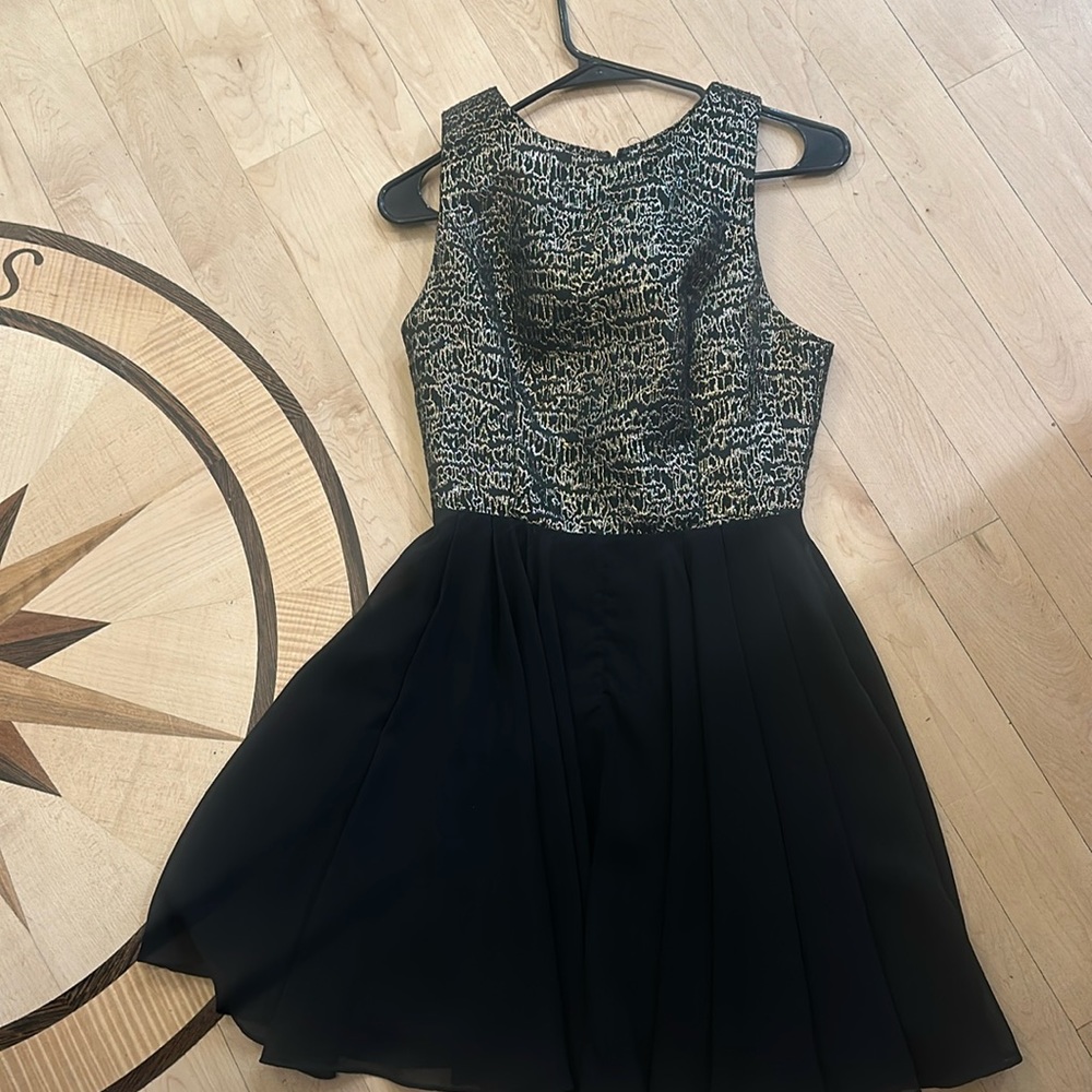 Mustard Seed dress black with gorgeous gold detailing